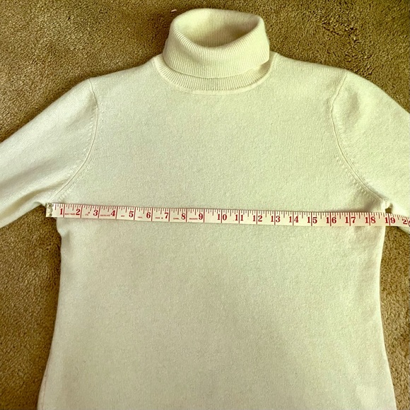 Cashmere Charter Club Luxury Turtleneck Sweater Sz Medium - Picture 4 of 6